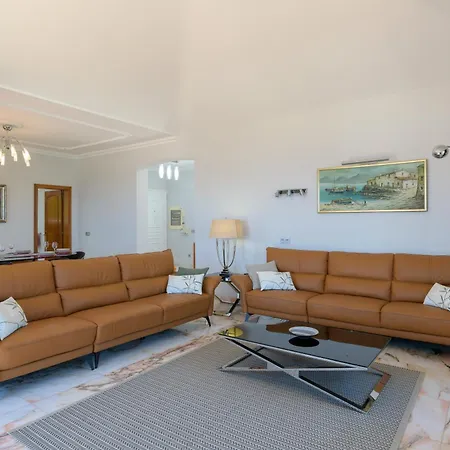 Villa Loretta *